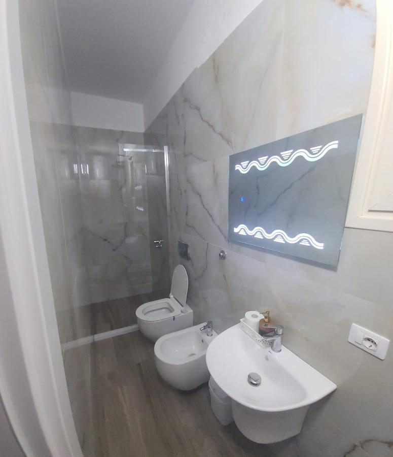 Hotel Noel Vlorë Eksteriør billede