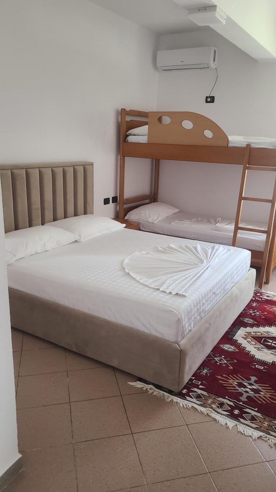 Hotel Noel Vlorë Værelse billede
